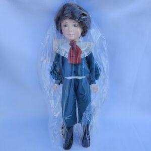 Vintage 1985 Effanbee 17" Jan Hagara Larry Doll